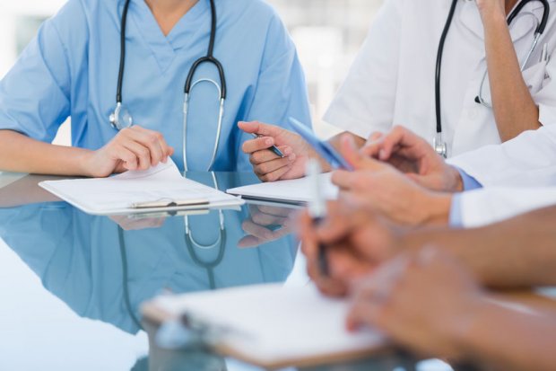 La Sinergia entre Enfermería y Farmacia