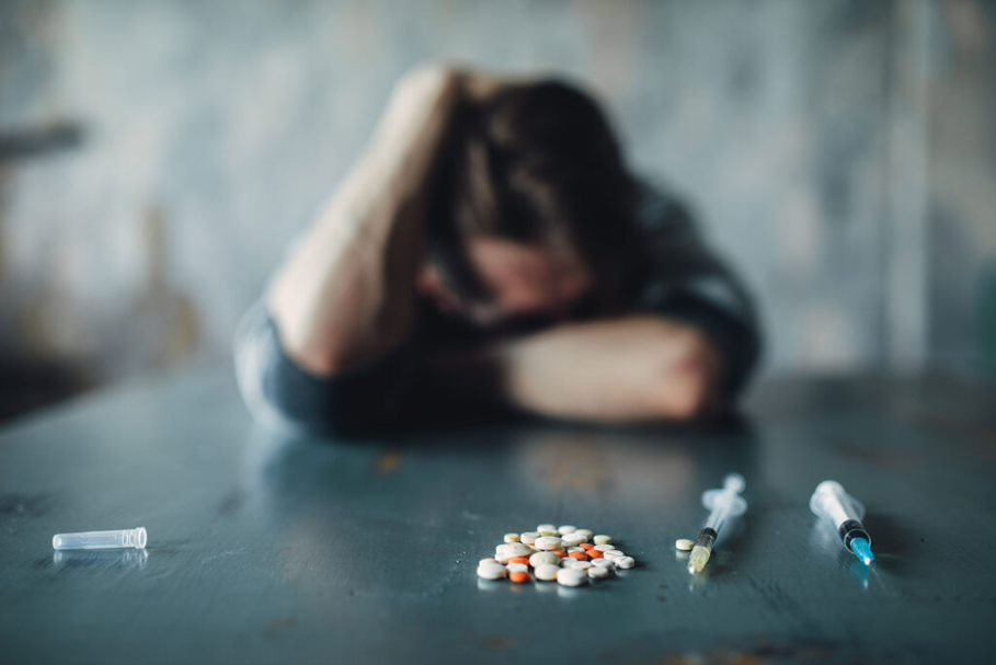 Alucinógenos y violencia sexual. Detrás de la verdad al 100%