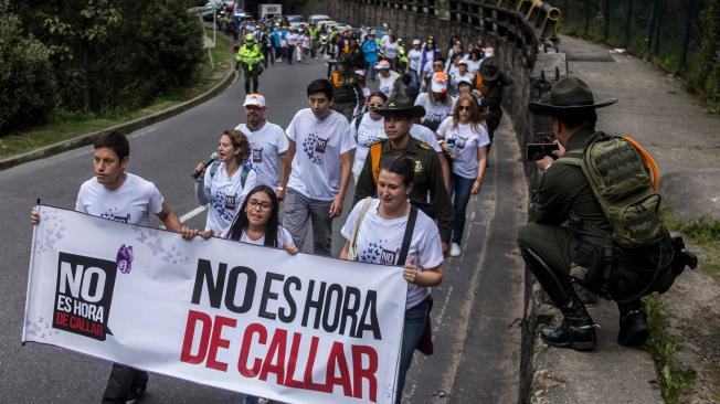 ¿Qué se debe hacer frente la violencia intrafamiliar o de pareja?